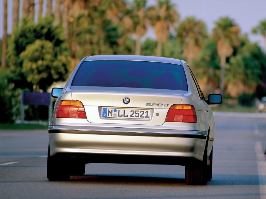  BMW 520d Sedan 2000 года  (фото 6 из 6)